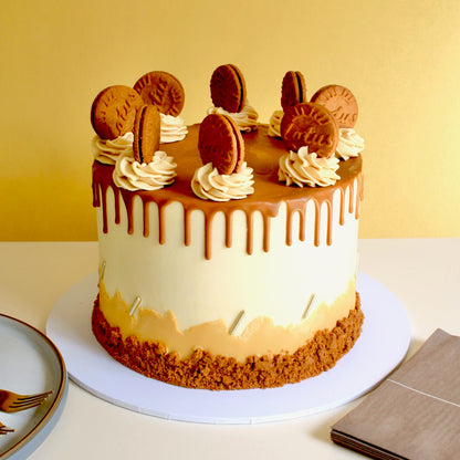 BISCOFF & CARAMEL LAYER CAKE