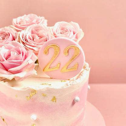 PINK ROSES & PEARLS CAKE
