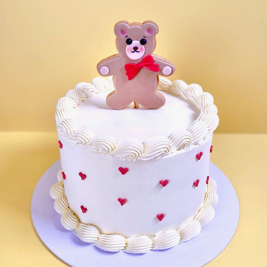 VINTAGE TOPPER MINI HEARTS CAKE