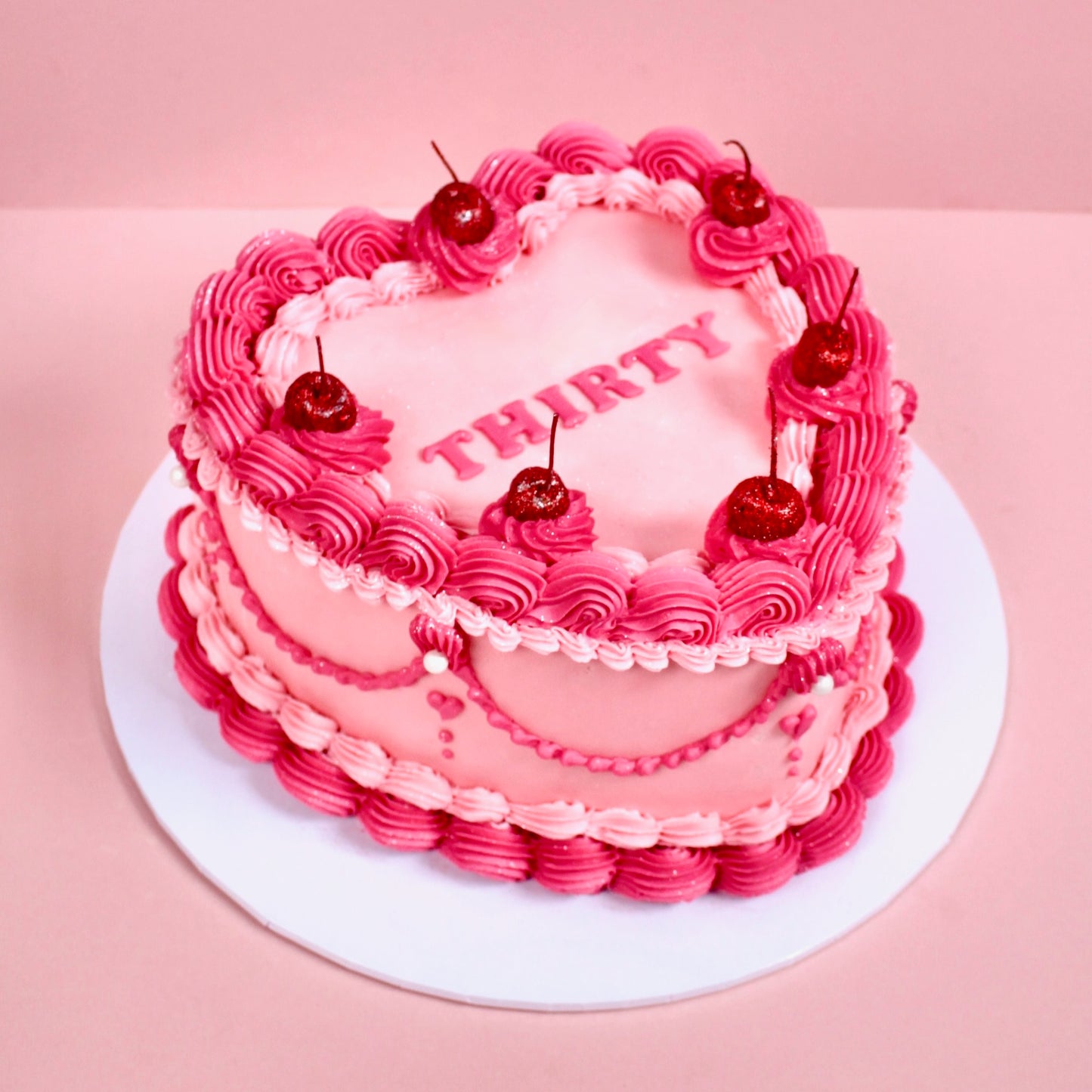 VINTAGE HEART CAKE